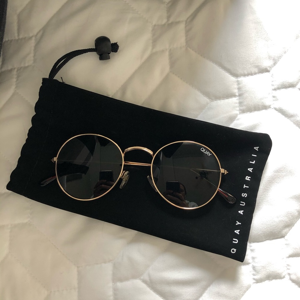 QUAY women’s circle sunglasses